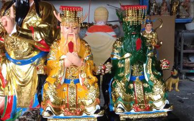 寺庙大型玻璃钢彩绘土地公雕塑