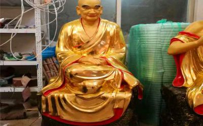 景区玻璃钢彩绘大型十八罗汉雕塑