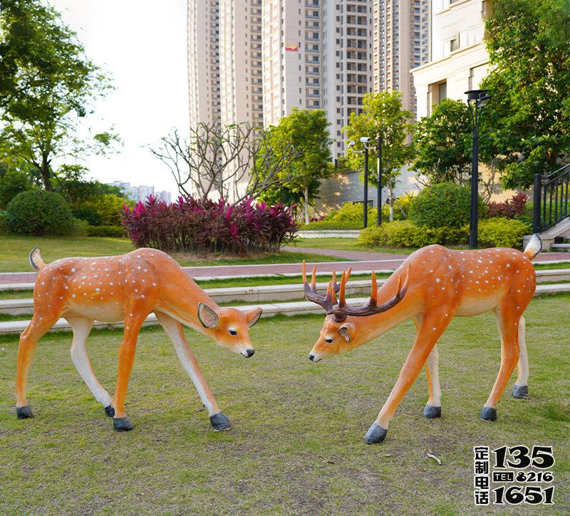 城市小区玻璃钢仿真梅花鹿雕塑 城市小区玻璃钢仿真梅花鹿雕塑