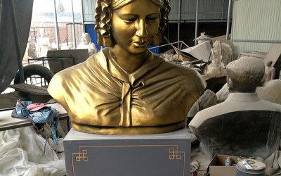 医学院玻璃钢仿铜胸像著名护理事业创始人南丁格尔雕塑