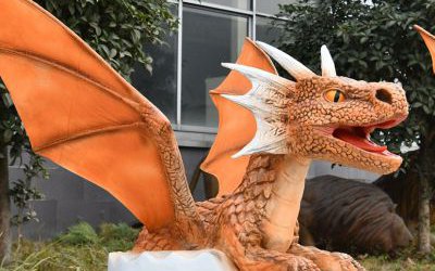 大型仿真玻璃钢户外景区的飞天恐龙雕塑