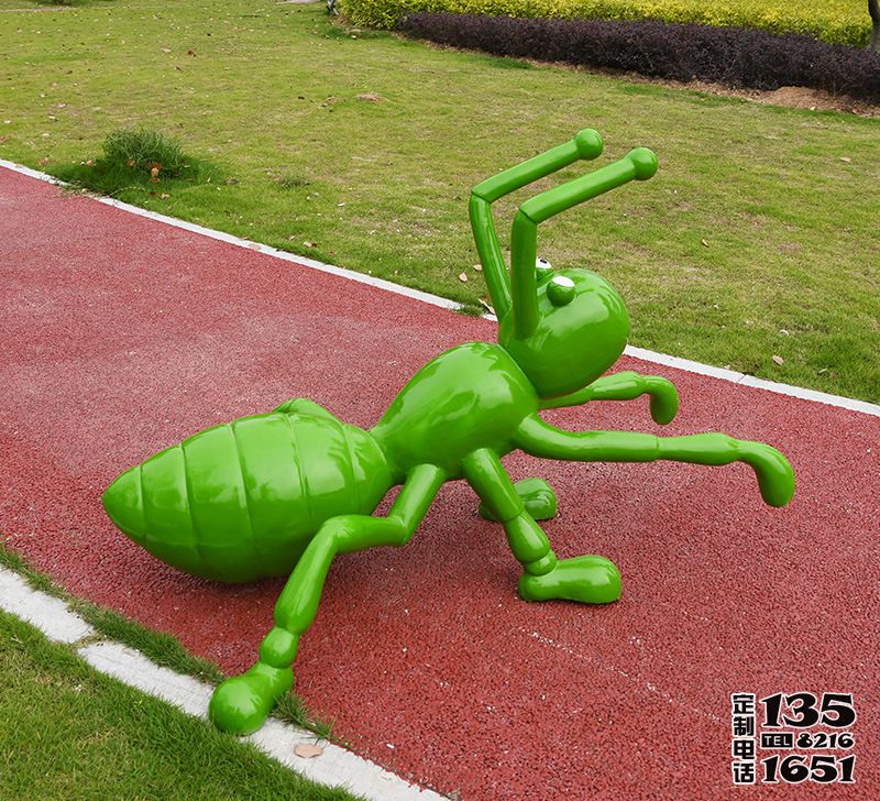 体育广场玻璃钢绿色蚂蚁雕塑