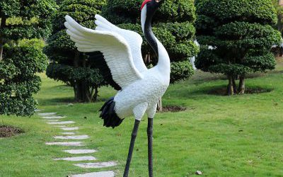 公园景区玻璃钢仿真仙鹤雕塑