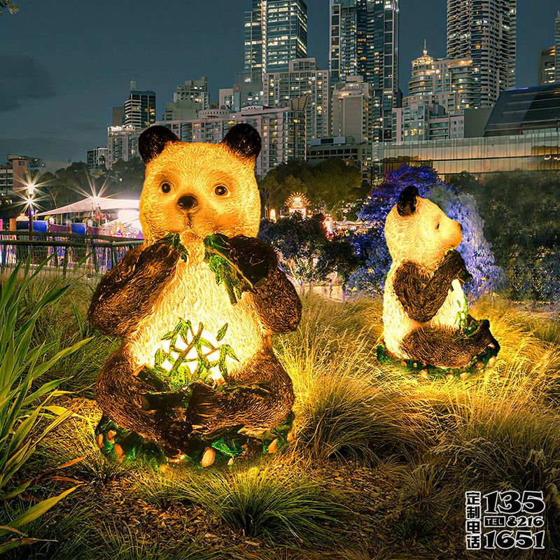 公园创意玻璃钢照明熊猫雕塑
