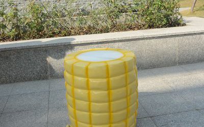 公园创意玻璃钢仿真玉米座椅雕塑