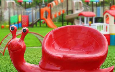 幼儿园玻璃钢创意抽象蜗牛雕塑