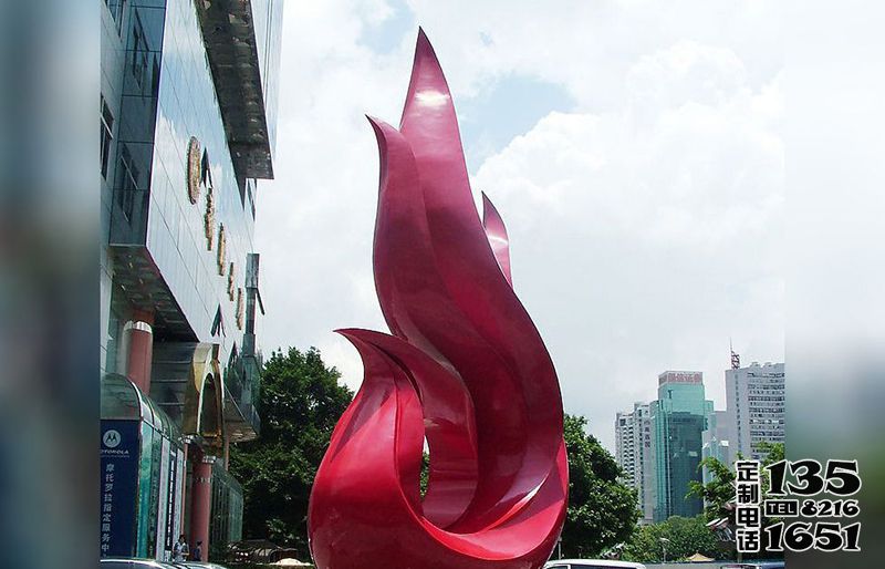城市街道摆放的玻璃钢创意抽象孔雀雕塑
