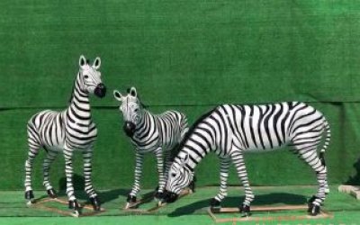 园创意玻璃钢大型仿真动物斑马雕塑