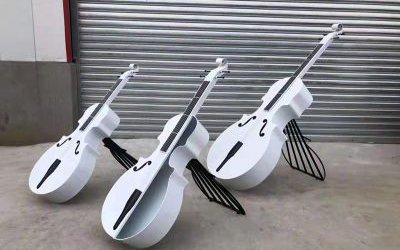 室内创意玻璃钢仿真白色大提琴雕塑