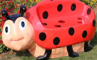 公园创意玻璃钢彩绘卡通瓢虫座椅雕塑