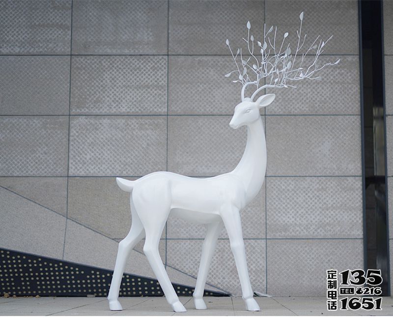 城市街道创意玻璃钢白色梅花鹿雕塑