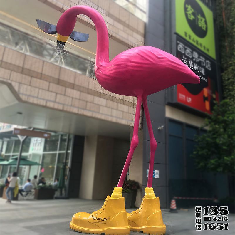 景区商场摆放大型玻璃钢创意仿真火烈鸟雕塑 景区商场摆放大型玻璃钢创意仿真火烈鸟雕塑