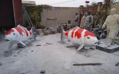 公园景区创意玻璃钢彩绘仿真鱼雕塑