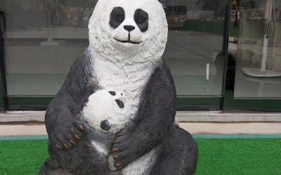 商业街店门口彩绘仿真玻璃钢熊猫雕塑
