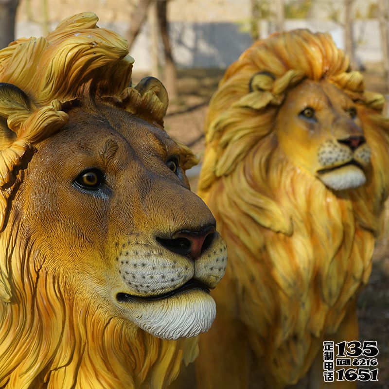 户外景区大型仿真动物玻璃钢狮子雕塑