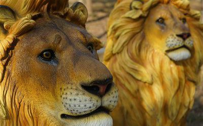 户外景区大型仿真动物玻璃钢狮子雕塑