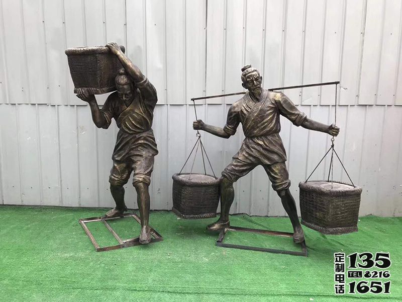 抗筐挑担子人物玻璃钢仿铜农耕劳动人物雕塑 抗筐挑担子人物玻璃钢仿铜农耕劳动人物雕塑