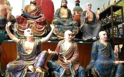 户外景区大型景观玻璃钢彩绘十八罗汉雕塑