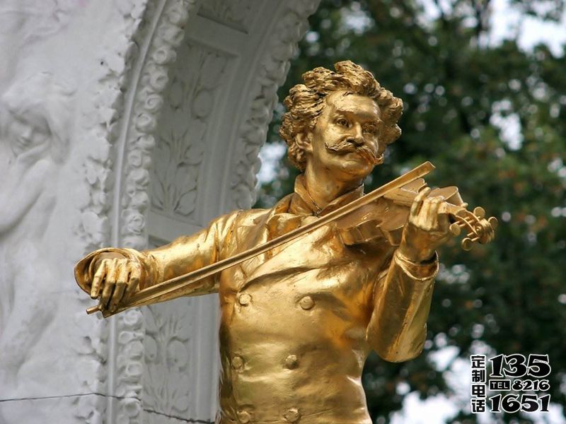 校园名人奥地利作曲家圆舞曲之约翰·施特劳斯鎏金玻璃钢仿铜雕塑 校园名人奥地利作曲家圆舞曲之约翰·施特劳斯鎏金玻璃钢仿铜雕塑