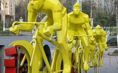 街道玻璃钢抽象几何运动竞技骑自行车雕塑