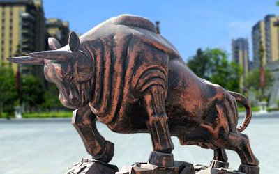 城市广场玻璃钢仿铜户外大型华尔街牛雕塑