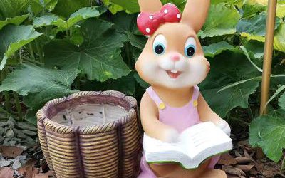 动物园玻璃钢卡通彩绘兔子雕塑