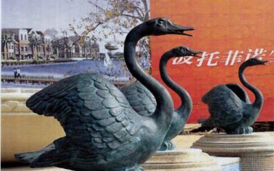 园林景观摆放铜铸天鹅雕塑