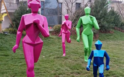 园林草坪摆放几何玻璃钢跑步人物雕塑