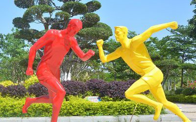 公园景观玻璃钢彩绘跑步运动人物雕塑摆件