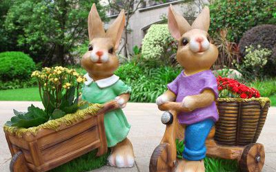 广场园林玻璃钢彩绘可爱卡通兔子雕塑