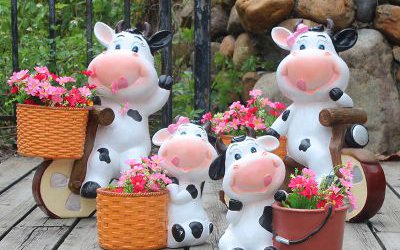 花园创意玻璃钢可爱卡通奶牛雕塑