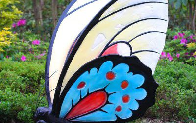 小区公园玻璃钢彩绘蝴蝶雕塑