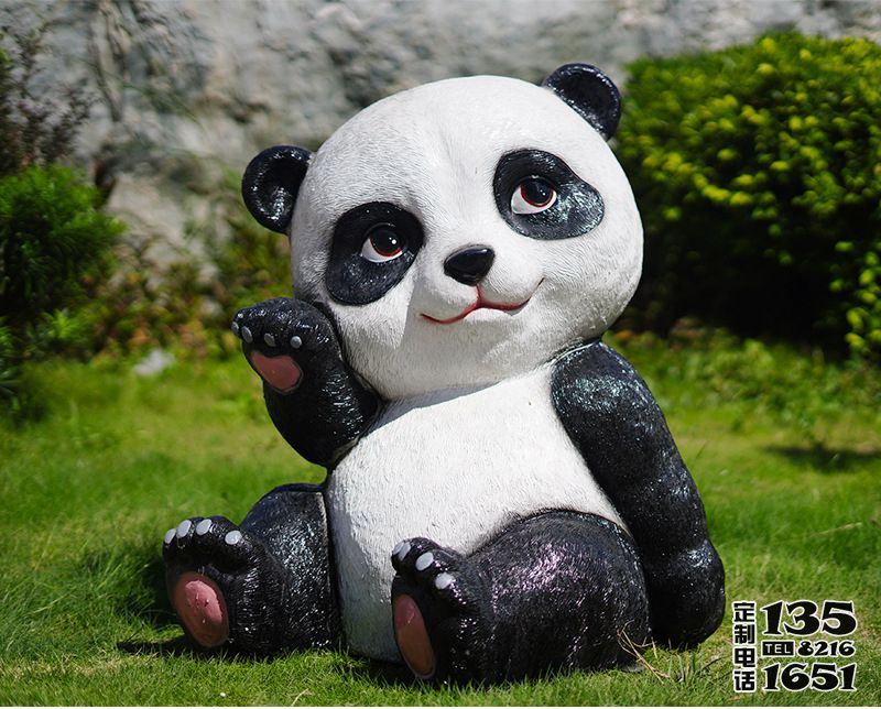 商店景区别墅卡通举手打招呼熊猫玻璃钢雕塑 商店景区别墅卡通举手打招呼熊猫玻璃钢雕塑