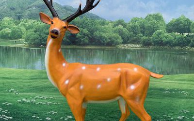 公园玻璃钢彩绘仿真鹿雕塑