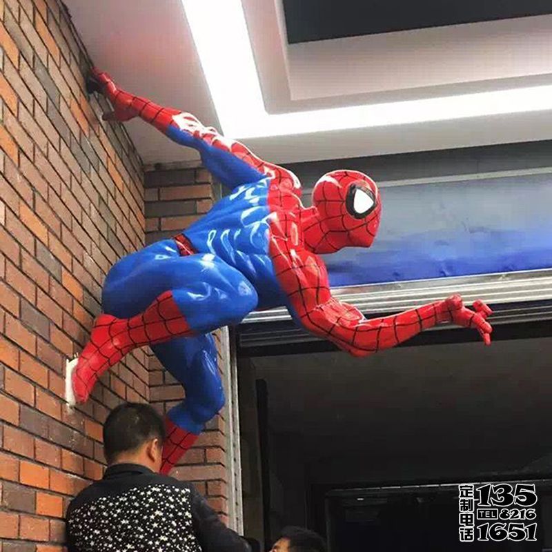 蜘蛛侠雕塑卡通人物玻璃钢墙壁装饰动漫人物蜘蛛侠雕塑 蜘蛛侠雕塑卡通人物玻璃钢墙壁装饰动漫人物蜘蛛侠雕塑