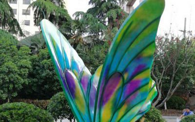 玻璃钢景区彩绘蝴蝶雕塑