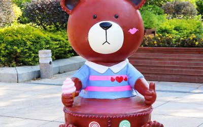 玻璃钢卡通布朗熊休闲座椅雕塑户外幼儿园美陈景观装饰摆件