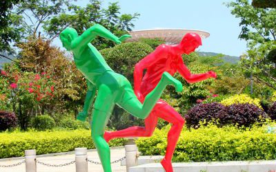 体育广场玻璃钢抽象  户外运动跑步人物雕塑