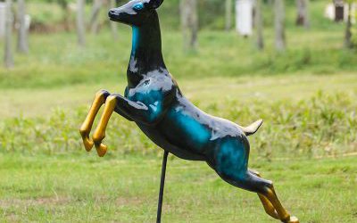 户外公园装饰品摆件动物景观梅花鹿雕塑