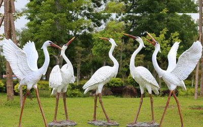 玻璃钢公园草坪景观仿真仙鹤雕塑