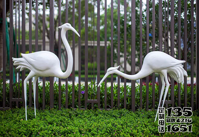 户外公园创意玻璃钢两只丹顶鹤雕塑