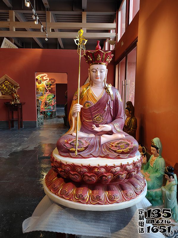 寺庙景区大型玻璃钢彩绘神佛供奉地藏王雕塑 寺庙景区大型玻璃钢彩绘神佛供奉地藏王雕塑
