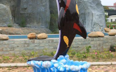 游乐场户外玻璃钢雕塑 海洋动物卡通海豚雕塑