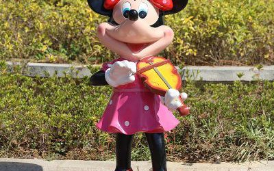 景区迪士尼美陈摆件玻璃钢卡通米妮雕塑