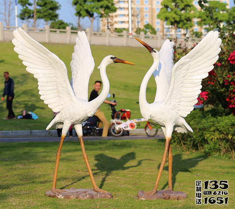 公园大型景观装饰品摆件玻璃钢仿真仙鹤雕塑