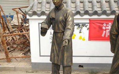 步行街摆放站姿店小二玻璃钢仿铜雕塑
