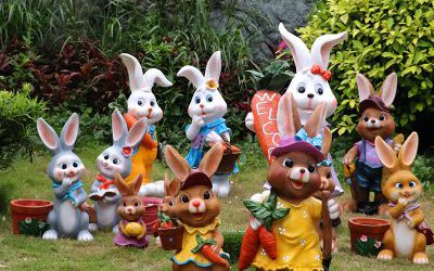 幼儿园卡通玻璃钢兔子雕塑