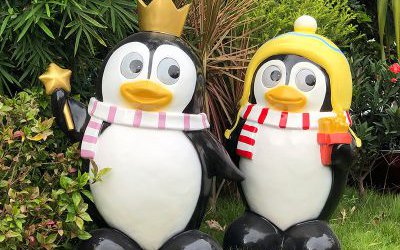 花园卡通企鹅雕塑户外草坪美陈装饰品摆件