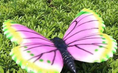 花园草坪玻璃钢卡通蝴蝶雕塑