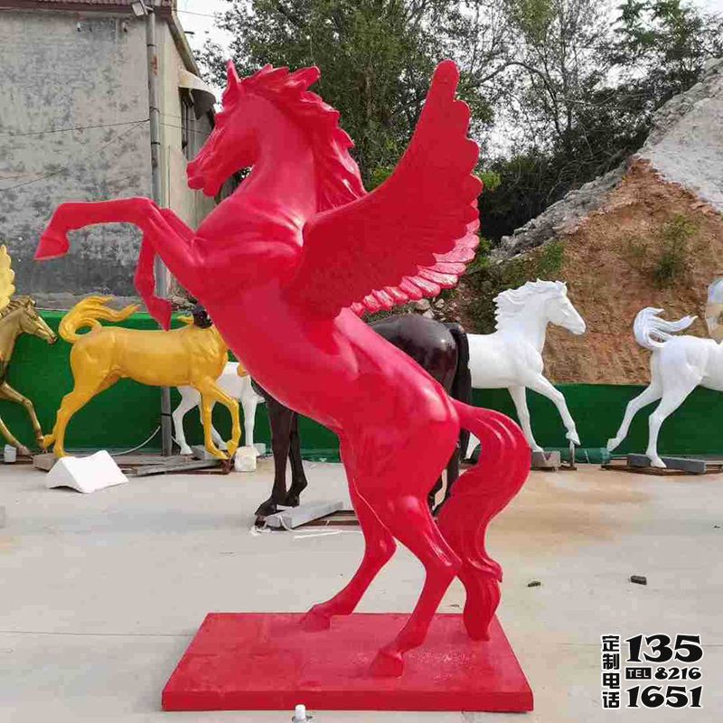 城市广场玻璃钢大型彩绘飞马雕塑 城市广场玻璃钢大型彩绘飞马雕塑